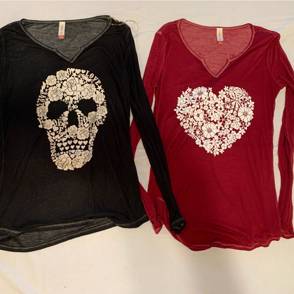 (2) Long Sleeve Shirts